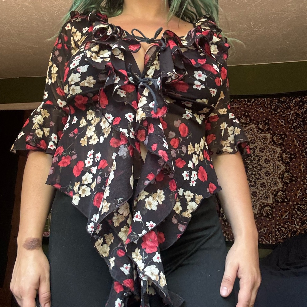 Floral Ruffle Black Top
